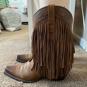 NWT Ariat Cowgirl boots!